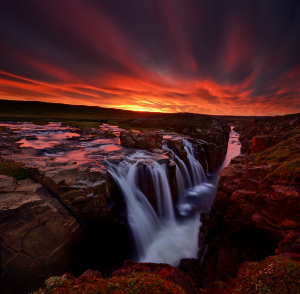 Waterfall_Pano_1280