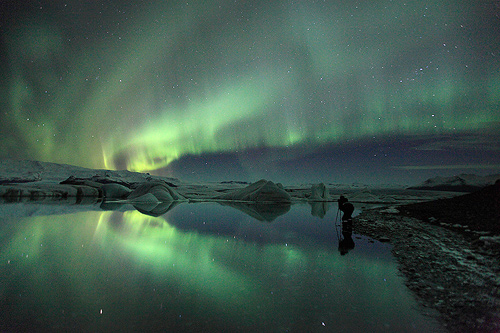 Aurora shooting at Jökulsárlón, Iceland Aurora shooting at Jökulsárlón, Iceland