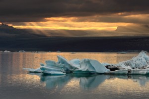 Distant Sunrays